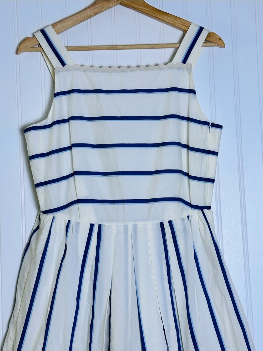 Max Mara Weekend Giano Striped Midi-Dress 10 - Picture 8 of 15